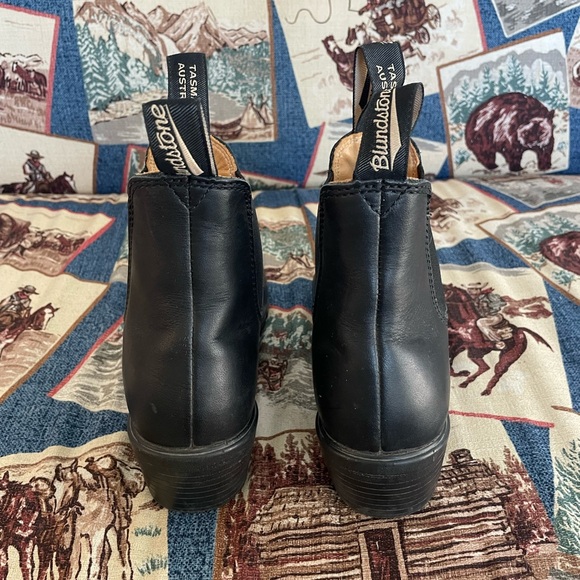 Blundstone Black Ankle Boots - Picture 3 of 6